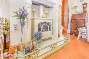 Photo 11- click for photo gallery